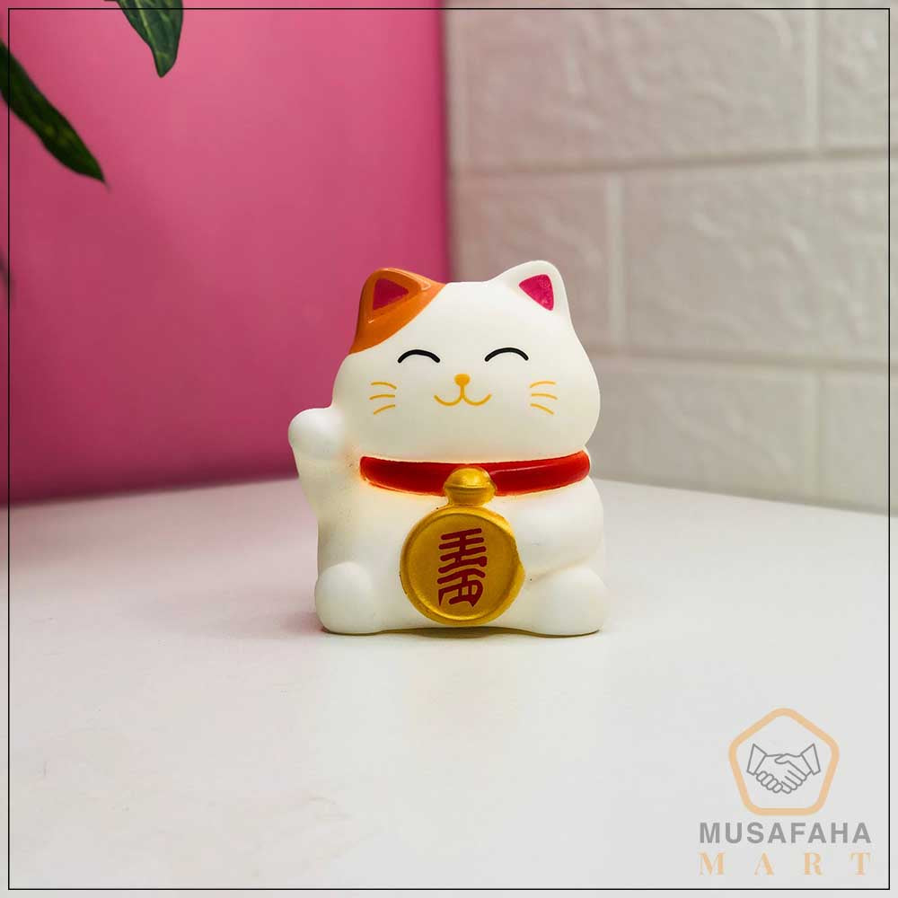 Maneki-neko, or Lucky Catfigurine Night Light L0379